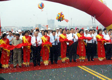 Bán khinh khí cầu, cho thuê khinh khí cầu, bóng hơi, bóng bay